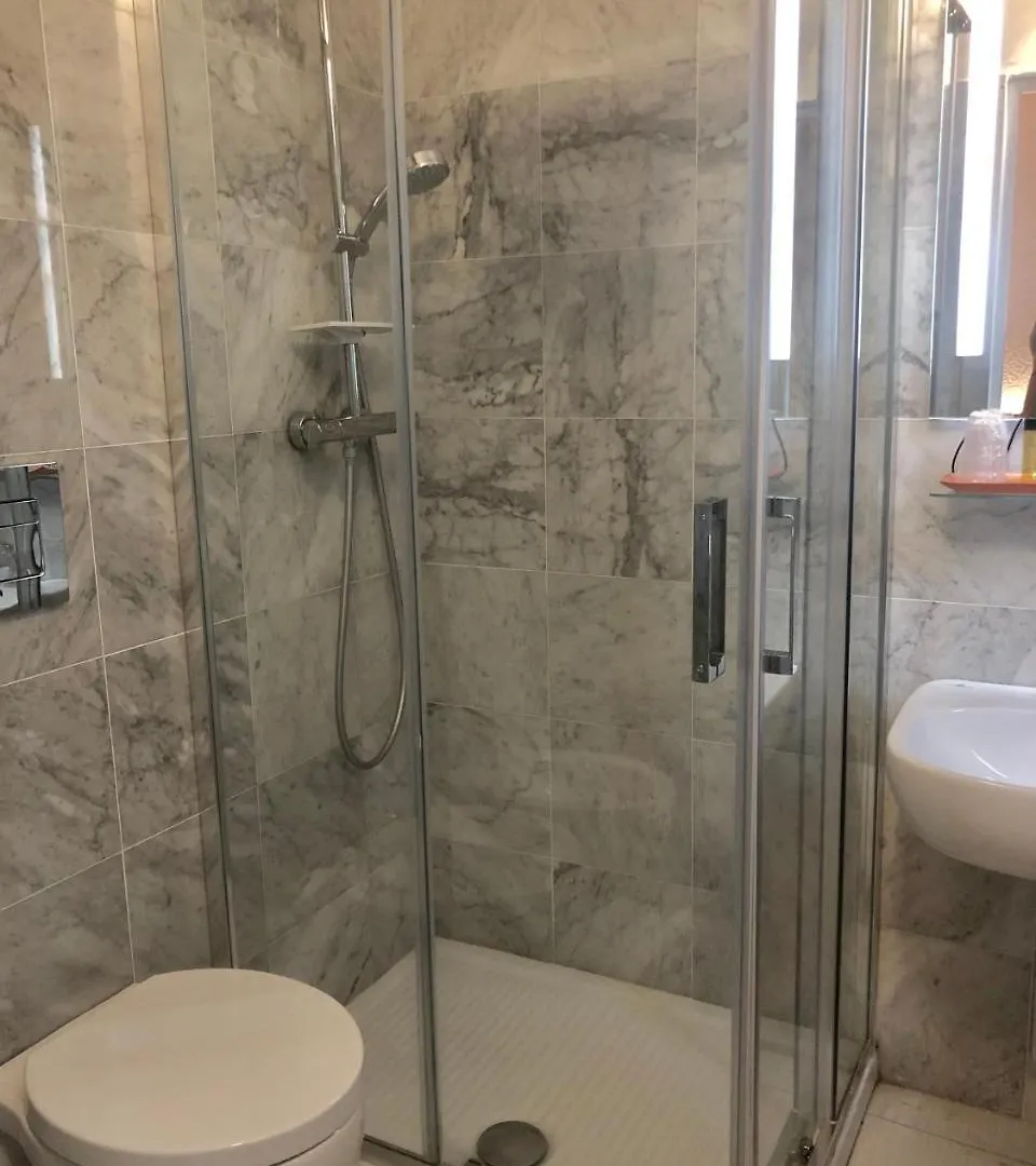 Hotel Bolzano Milan 3*,  Italie